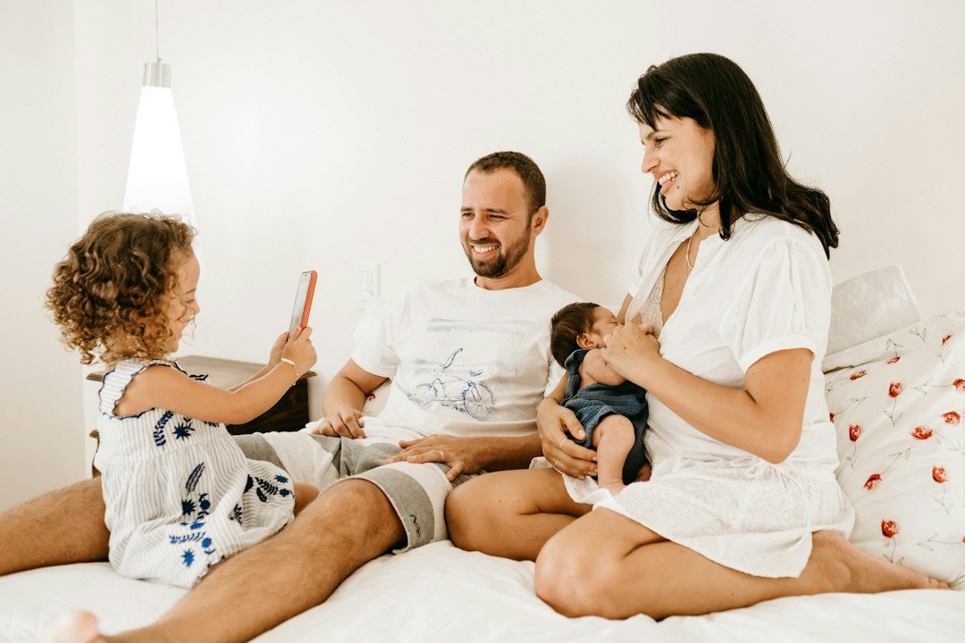 Photo parenting styles guide family choices